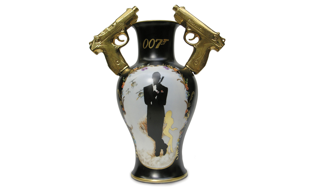 3-francesco-de-molfetta-vase-bond